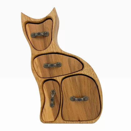 Schmuckkästchen aus Holz in Form einer Katze